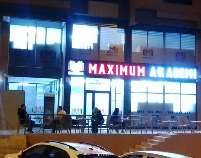 Merkez şube — akşam